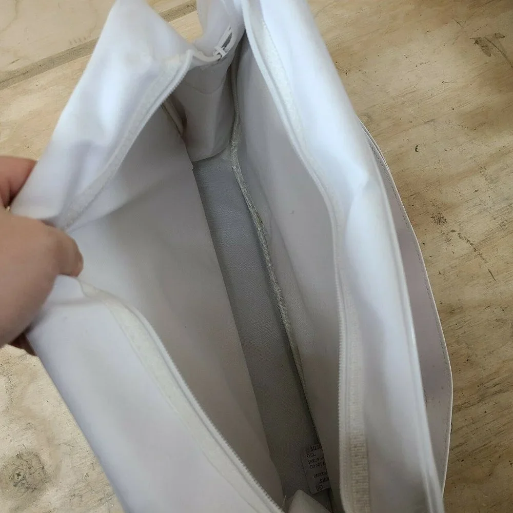 In N Out Tote Bag faux White Leather Collectible Advertising Hard to Find‎